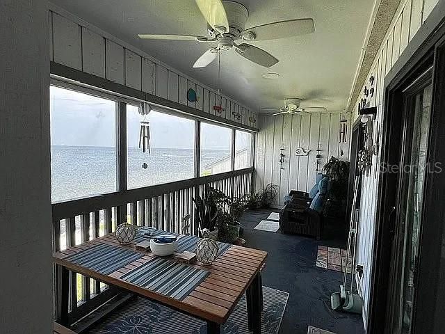 For Sale: $390,000 (2 beds, 2 baths, 1095 Square Feet)