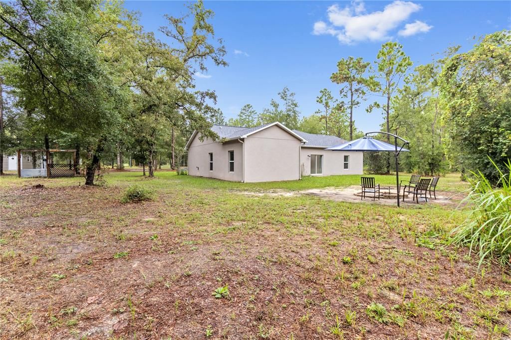 En Venta: $674,900 (4 camas, 2 baños, 1660 Pies cuadrados)