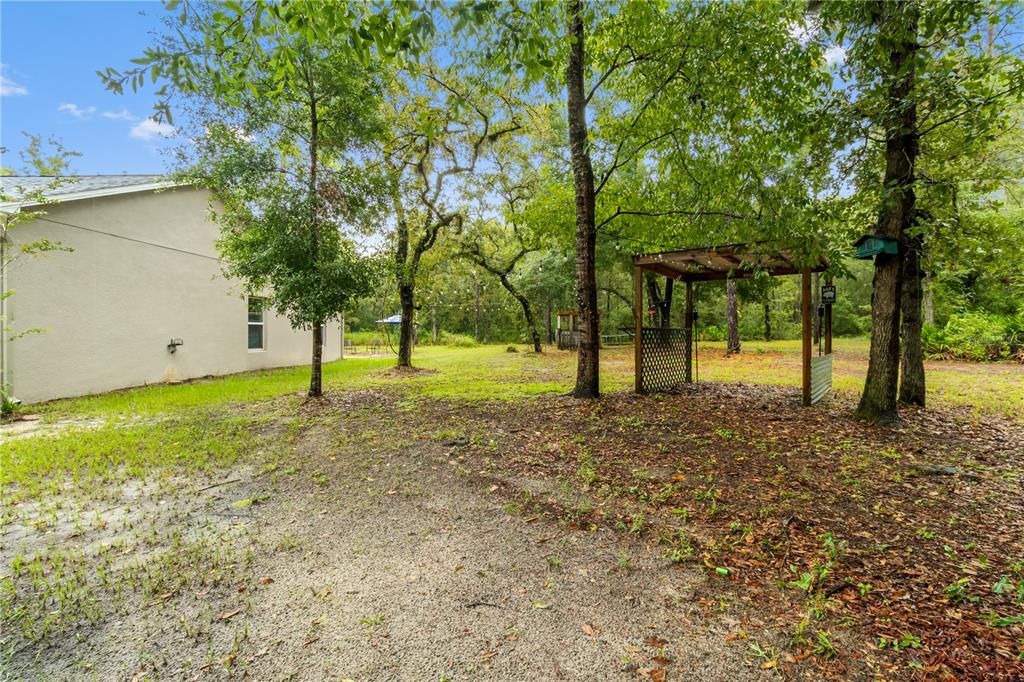 En Venta: $674,900 (4 camas, 2 baños, 1660 Pies cuadrados)