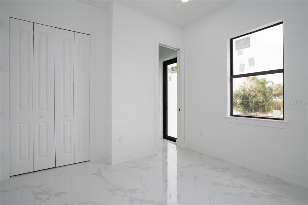 For Rent: $3,500 (4 beds, 3 baths, 1735 Square Feet)