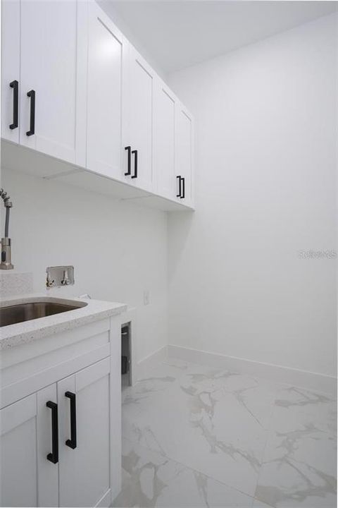 For Rent: $3,500 (4 beds, 3 baths, 1735 Square Feet)