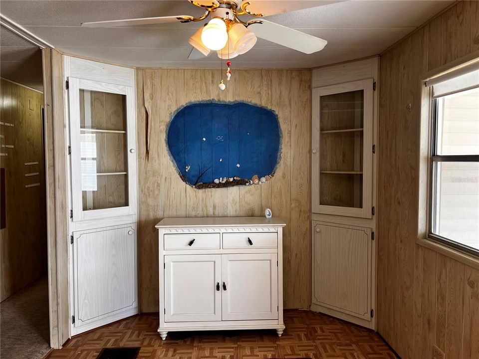 На продажу: $65,000 (2 спален, 2 ванн, 1029 Квадратных фут)