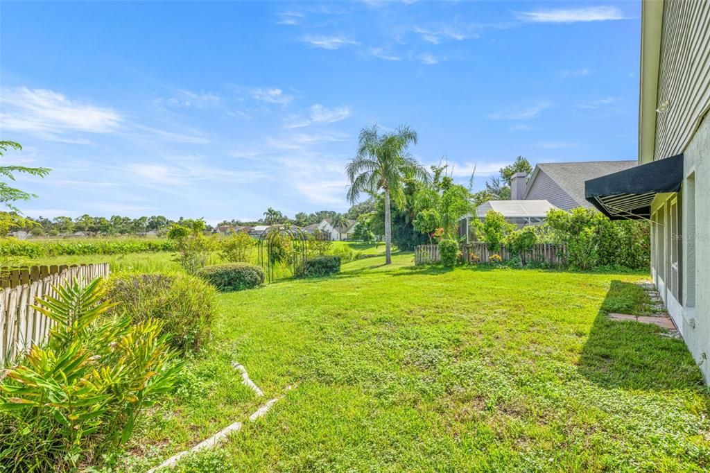 For Rent: $3,250 (4 beds, 2 baths, 2078 Square Feet)