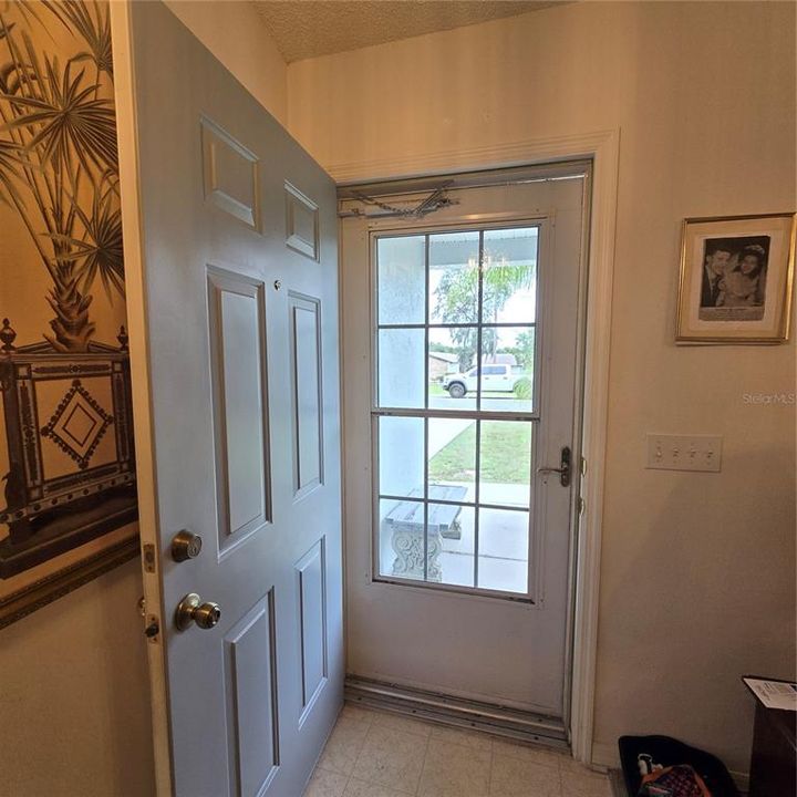 待售: $283,000 (3 贝兹, 2 浴室, 1438 平方英尺)