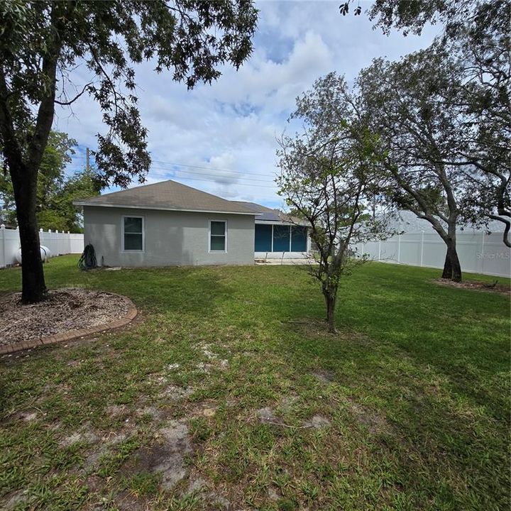 待售: $283,000 (3 贝兹, 2 浴室, 1438 平方英尺)