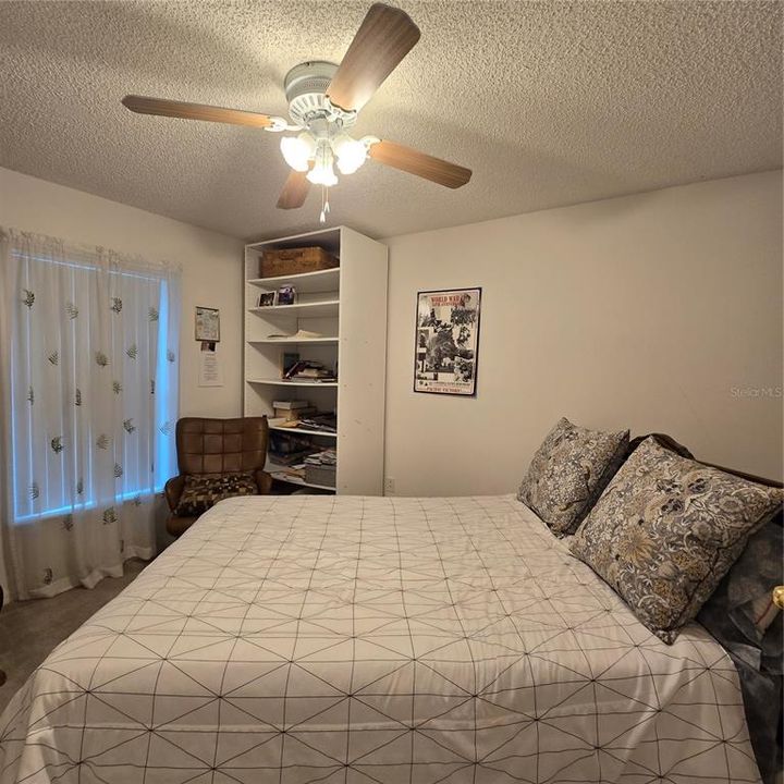 待售: $283,000 (3 贝兹, 2 浴室, 1438 平方英尺)