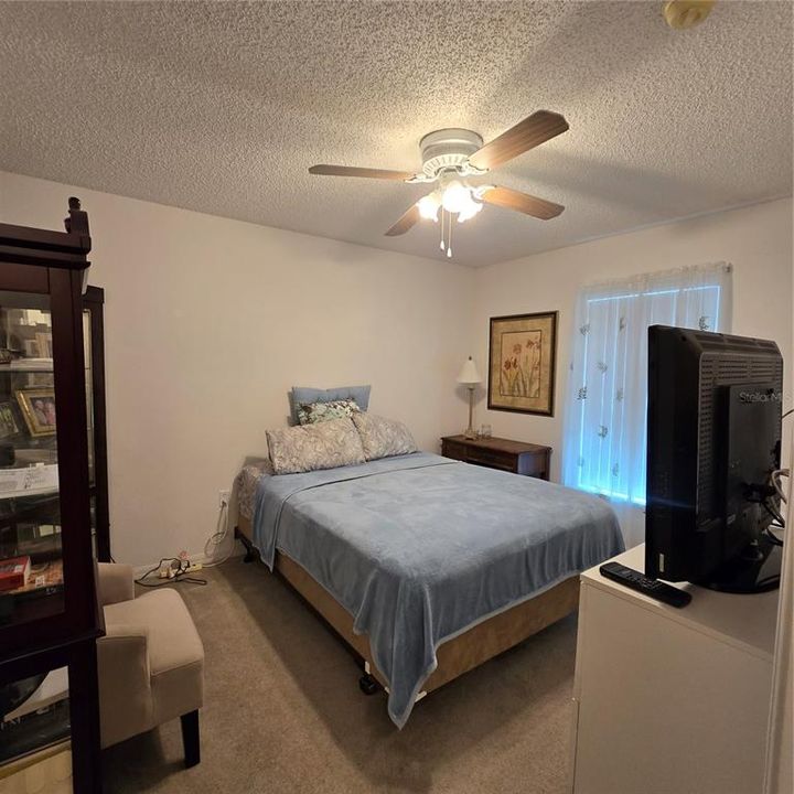 待售: $283,000 (3 贝兹, 2 浴室, 1438 平方英尺)