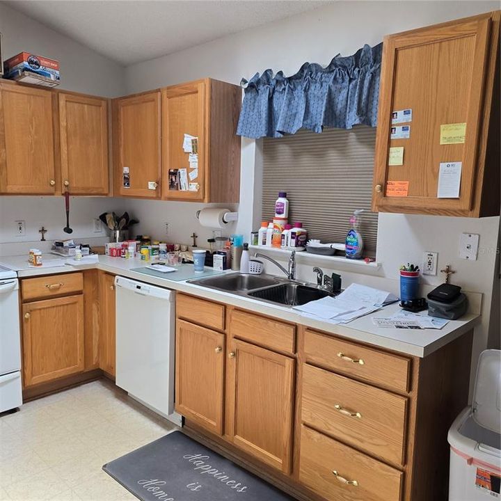 待售: $283,000 (3 贝兹, 2 浴室, 1438 平方英尺)