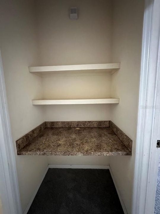 Activo con contrato: $1,500 (2 camas, 2 baños, 1045 Pies cuadrados)