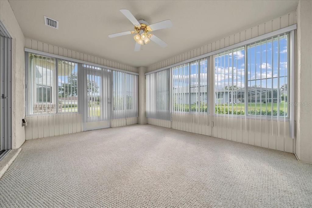 Active With Contract: $204,900 (3 beds, 2 baths, 1482 Square Feet)