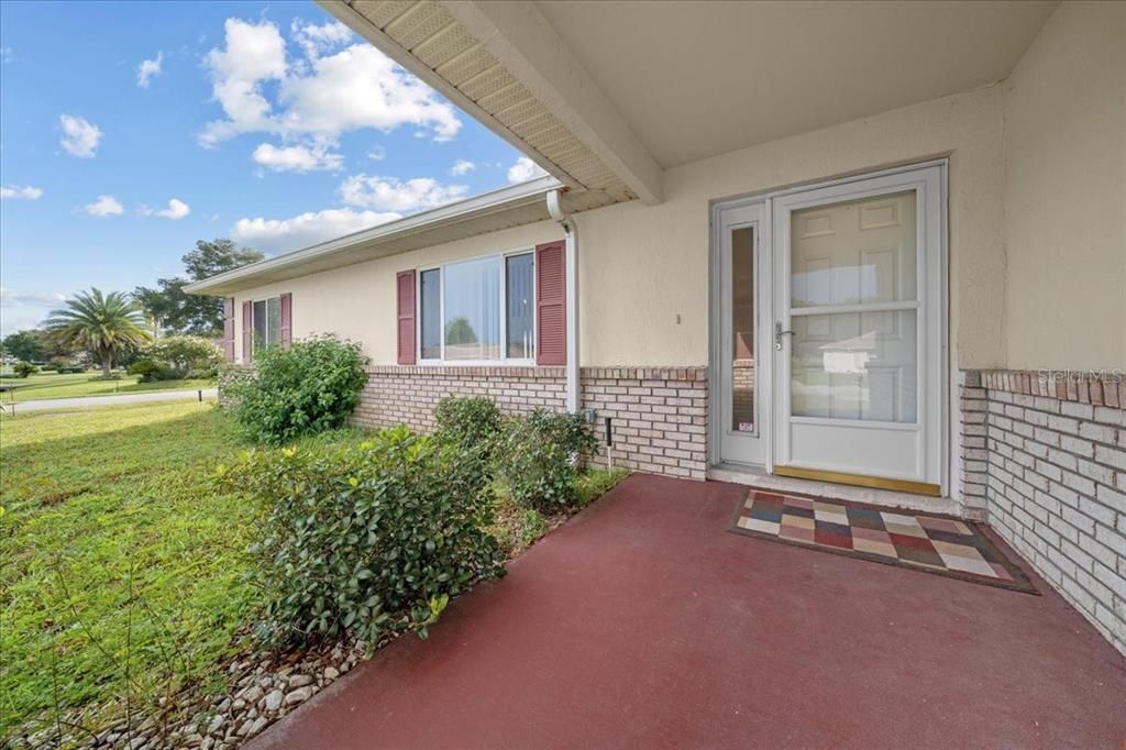 Active With Contract: $204,900 (3 beds, 2 baths, 1482 Square Feet)