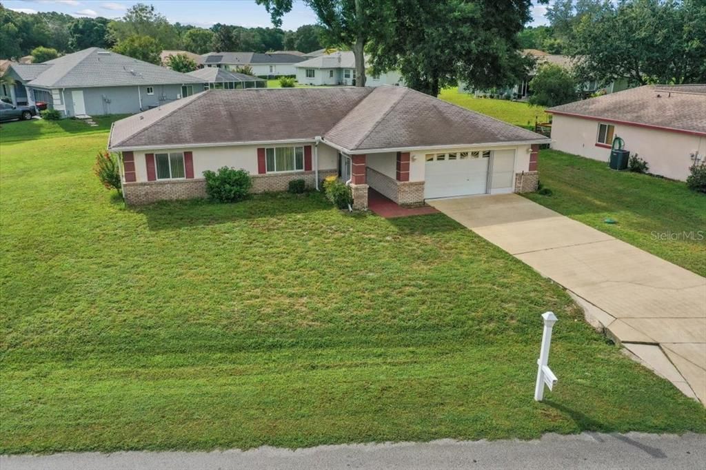 Active With Contract: $204,900 (3 beds, 2 baths, 1482 Square Feet)