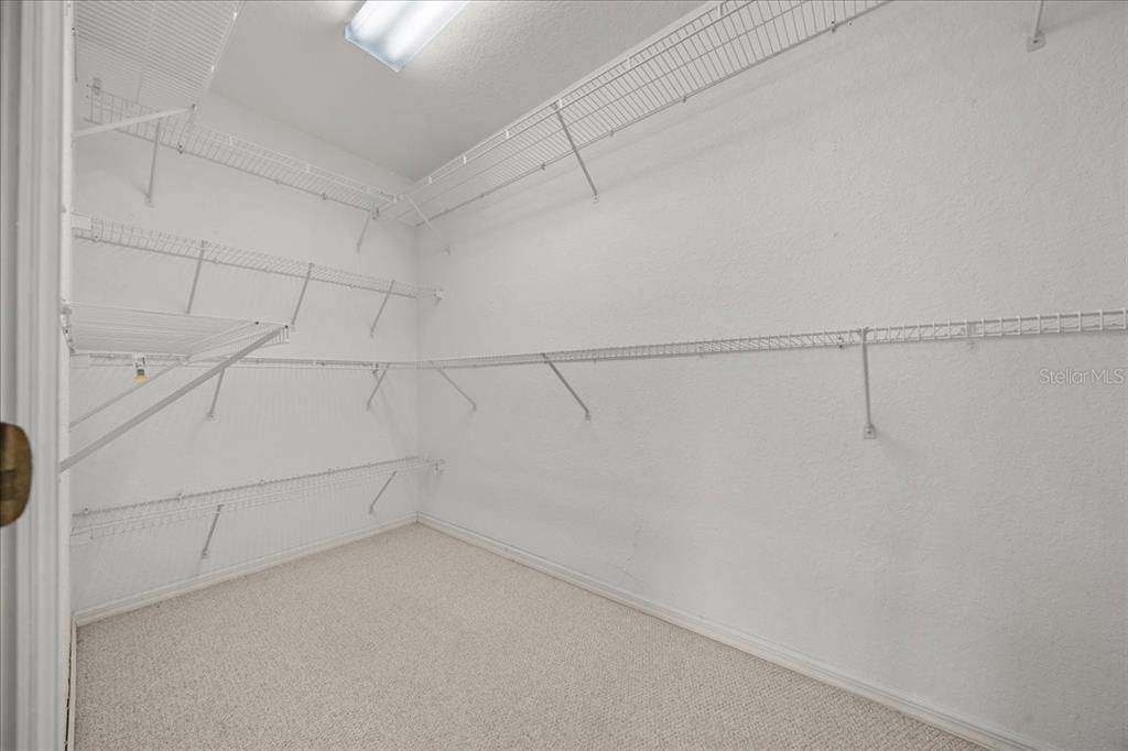 Active With Contract: $204,900 (3 beds, 2 baths, 1482 Square Feet)