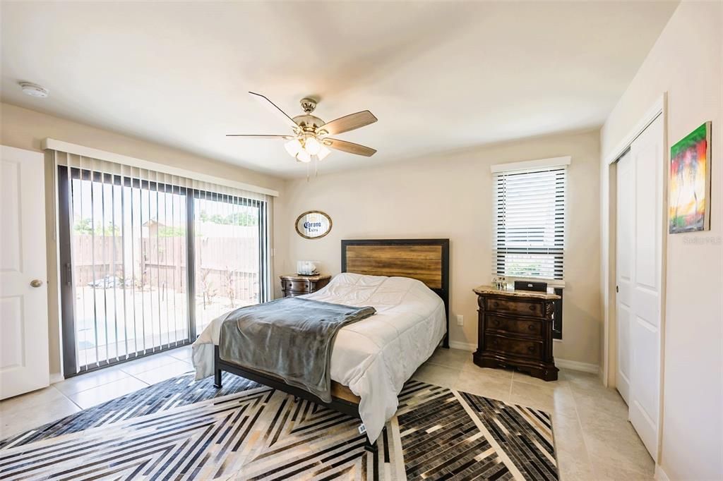 For Sale: $199,000 (2 beds, 2 baths, 1008 Square Feet)