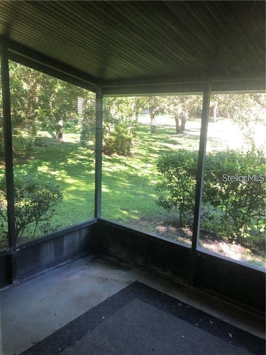 Active With Contract: $190,000 (3 beds, 2 baths, 1020 Square Feet)