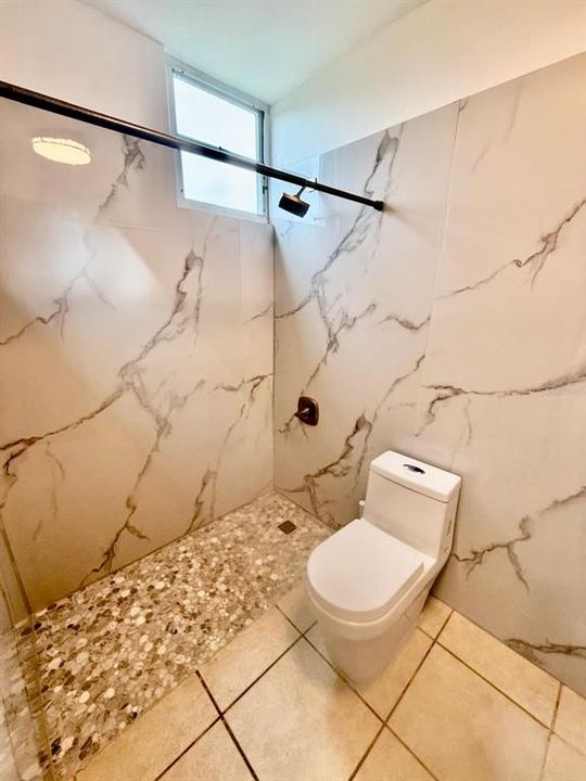 出租: $2,200 (3 贝兹, 2 浴室, 1499 平方英尺)