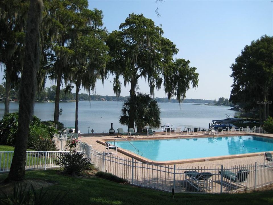 На продажу: $459,000 (2 спален, 1 ванн, 816 Квадратных фут)