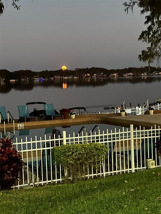 На продажу: $459,000 (2 спален, 1 ванн, 816 Квадратных фут)