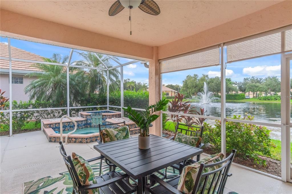 Activo con contrato: $369,900 (3 camas, 2 baños, 1972 Pies cuadrados)