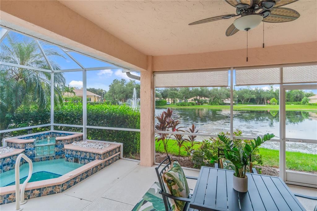 Activo con contrato: $369,900 (3 camas, 2 baños, 1972 Pies cuadrados)