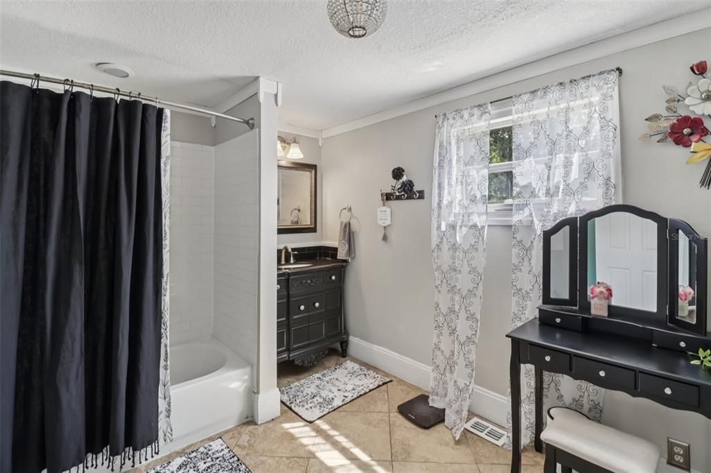 待售: $797,777 (4 贝兹, 2 浴室, 2725 平方英尺)