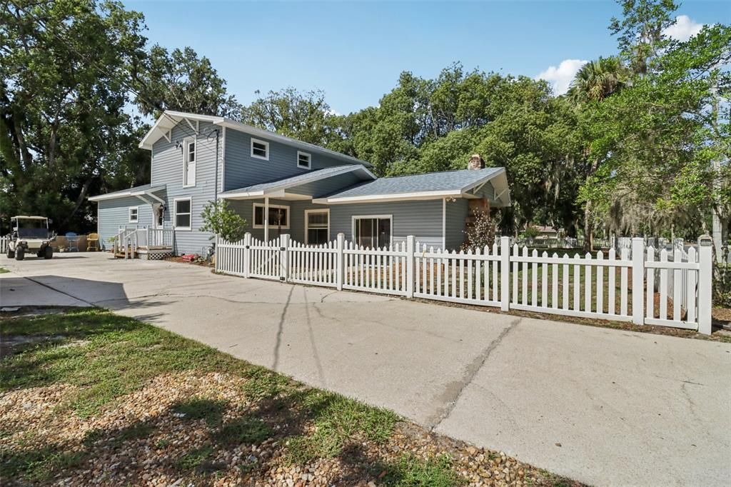 待售: $797,777 (4 贝兹, 2 浴室, 2725 平方英尺)