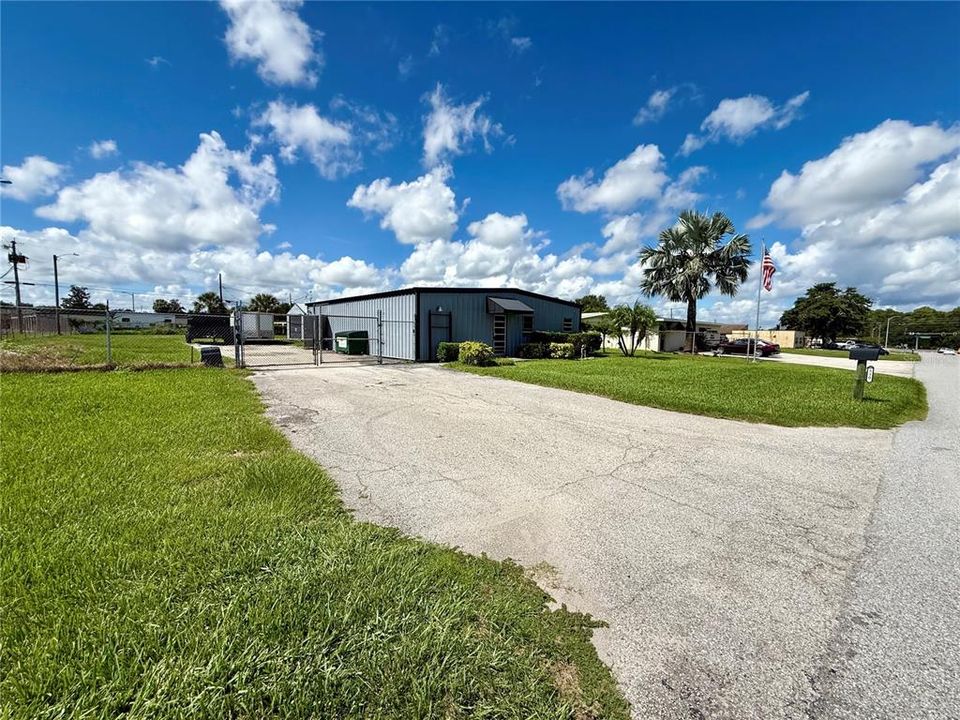 For Sale: $639,000 (0 beds, 0 baths, 1920 Square Feet)