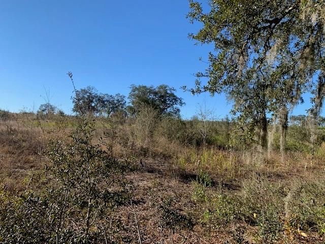 待售: $950,000 (13.95 acres)