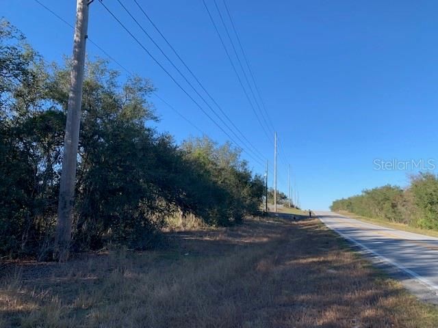 待售: $950,000 (13.95 acres)