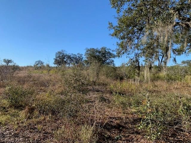 待售: $950,000 (13.95 acres)