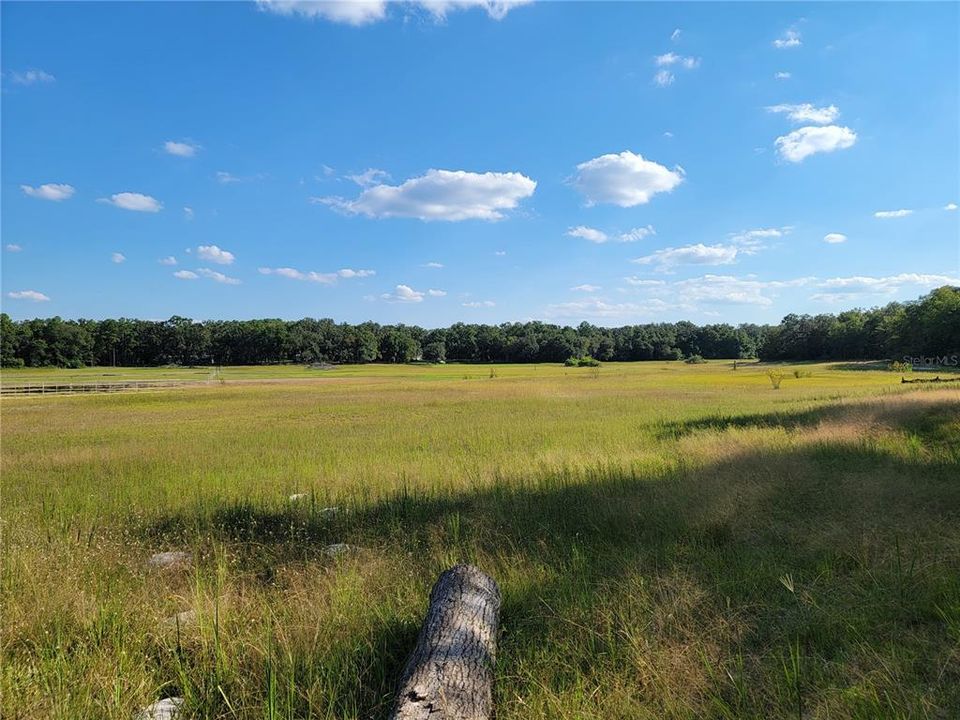 合同活跃: $97,250 (8.26 acres)