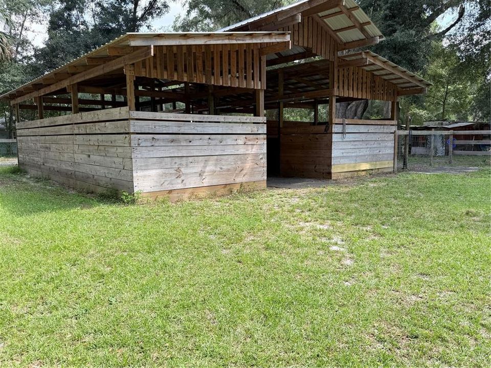 待售: $435,000 (6 贝兹, 3 浴室, 4007 平方英尺)