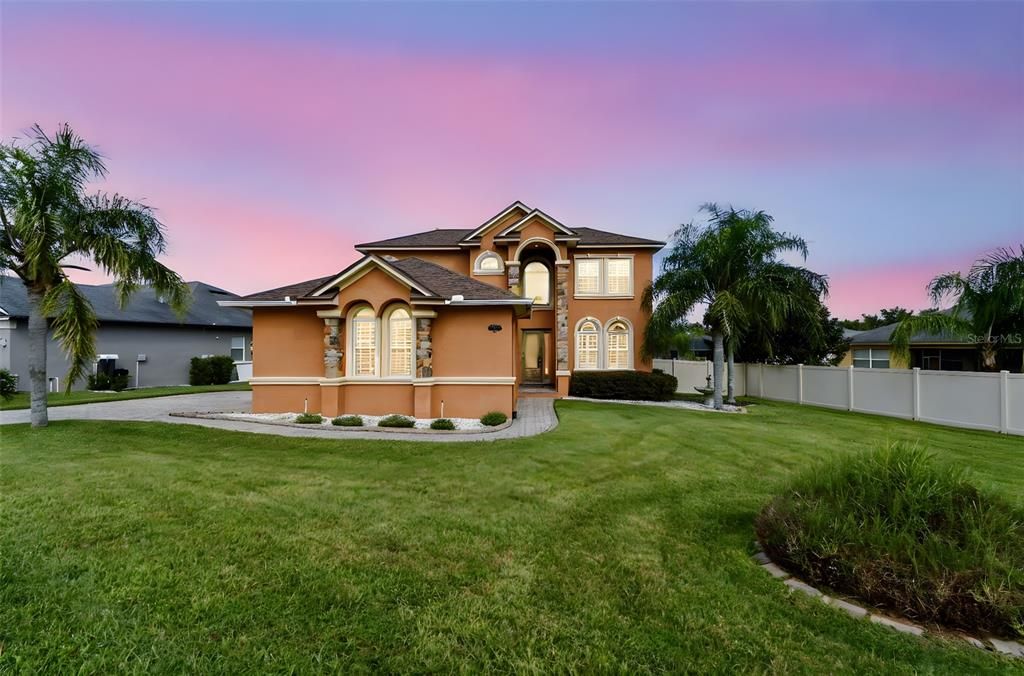 Active With Contract: $515,000 (4 beds, 3 baths, 2785 Square Feet)