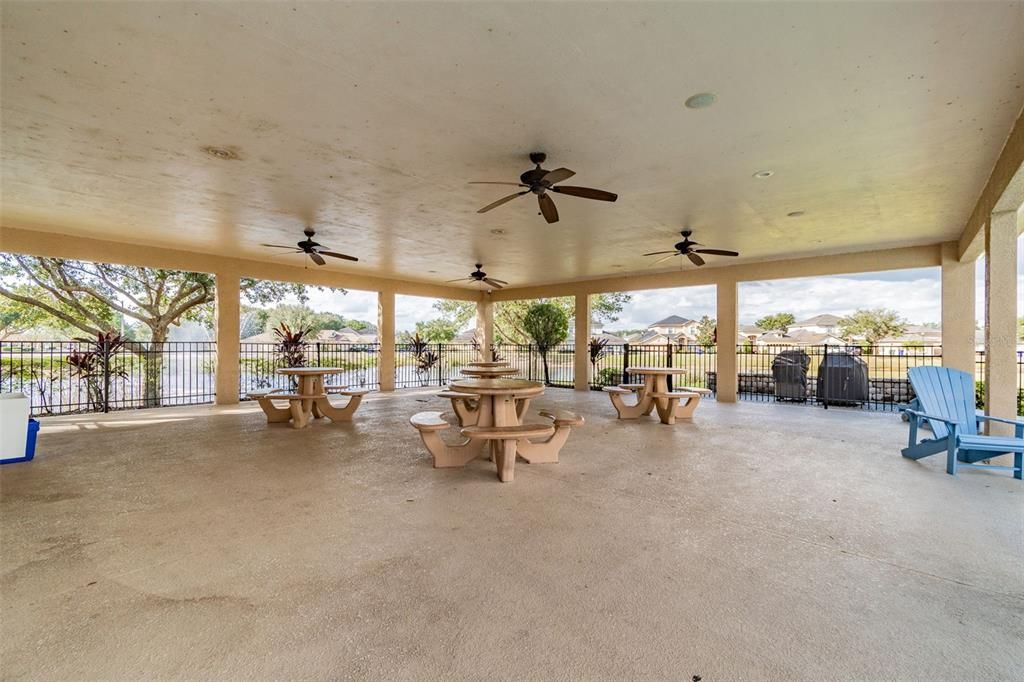 Active With Contract: $515,000 (4 beds, 3 baths, 2785 Square Feet)