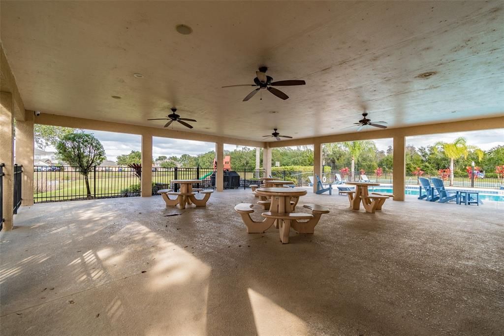 Active With Contract: $515,000 (4 beds, 3 baths, 2785 Square Feet)