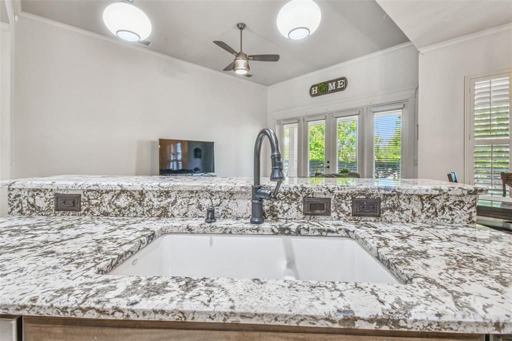 Active With Contract: $515,000 (4 beds, 3 baths, 2785 Square Feet)