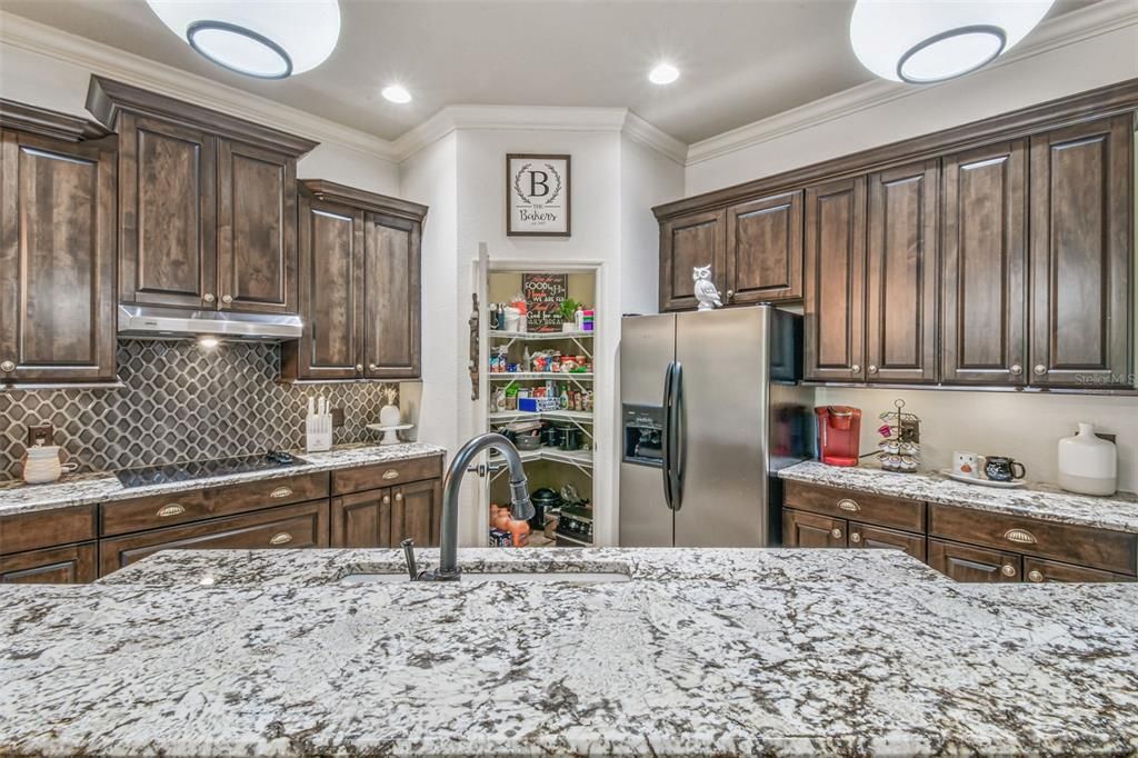 Active With Contract: $515,000 (4 beds, 3 baths, 2785 Square Feet)