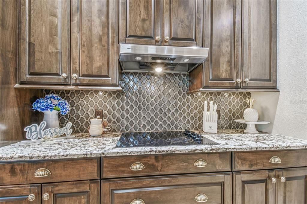 Active With Contract: $515,000 (4 beds, 3 baths, 2785 Square Feet)