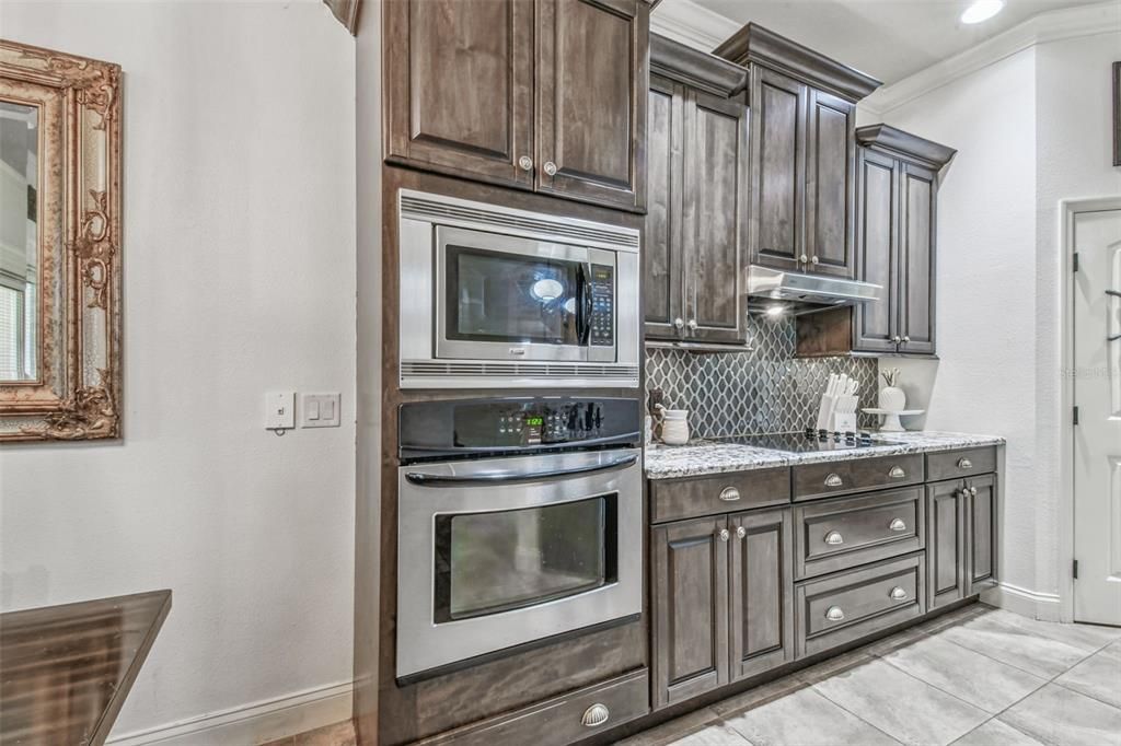 Active With Contract: $515,000 (4 beds, 3 baths, 2785 Square Feet)