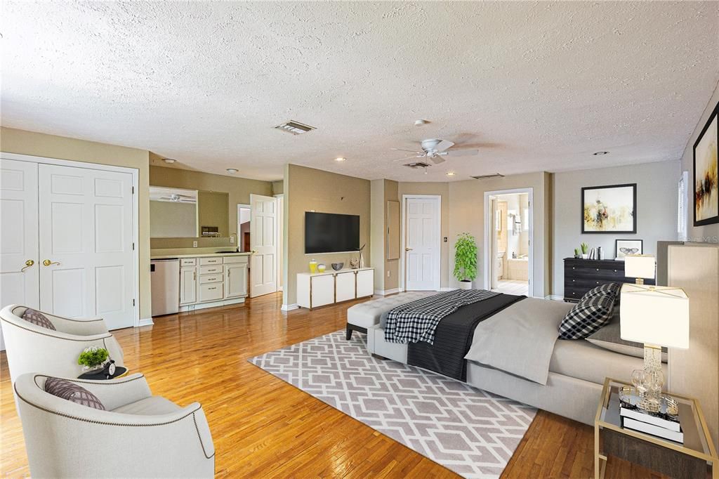 For Sale: $1,795,000 (5 beds, 3 baths, 4142 Square Feet)