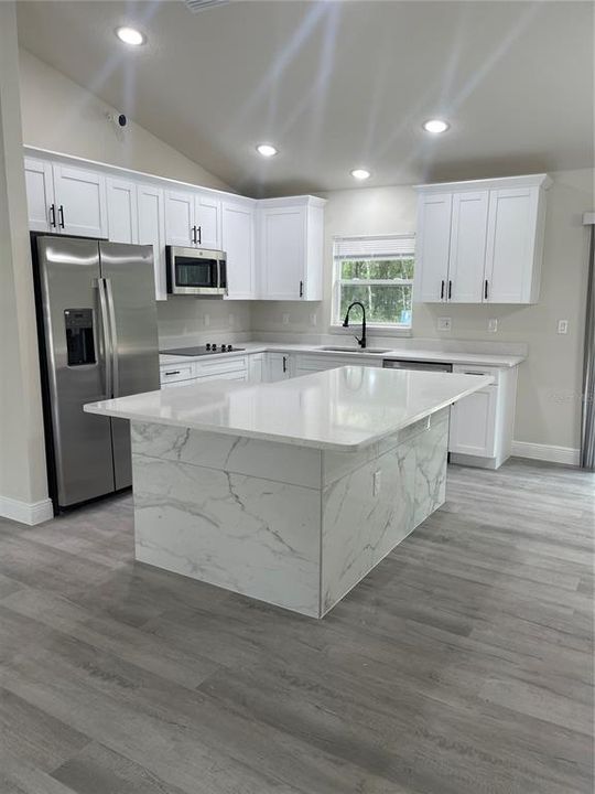 For Rent: $1,750 (3 beds, 2 baths, 1343 Square Feet)