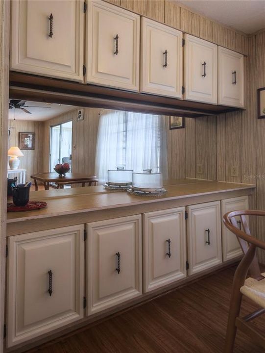 Active With Contract: $127,000 (2 beds, 2 baths, 1089 Square Feet)