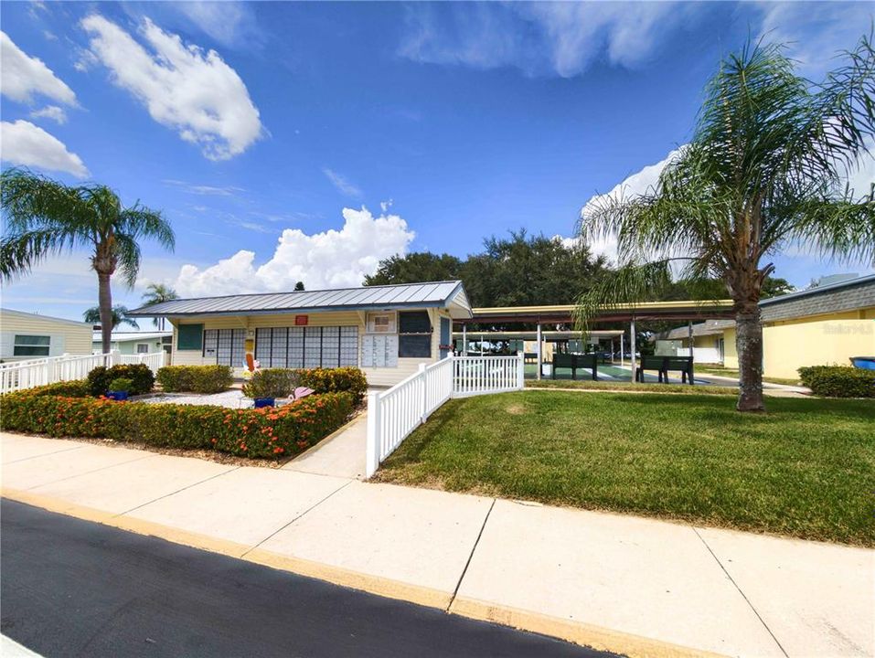 Active With Contract: $127,000 (2 beds, 2 baths, 1089 Square Feet)