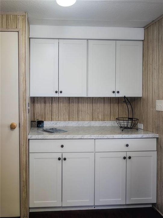 Active With Contract: $127,000 (2 beds, 2 baths, 1089 Square Feet)