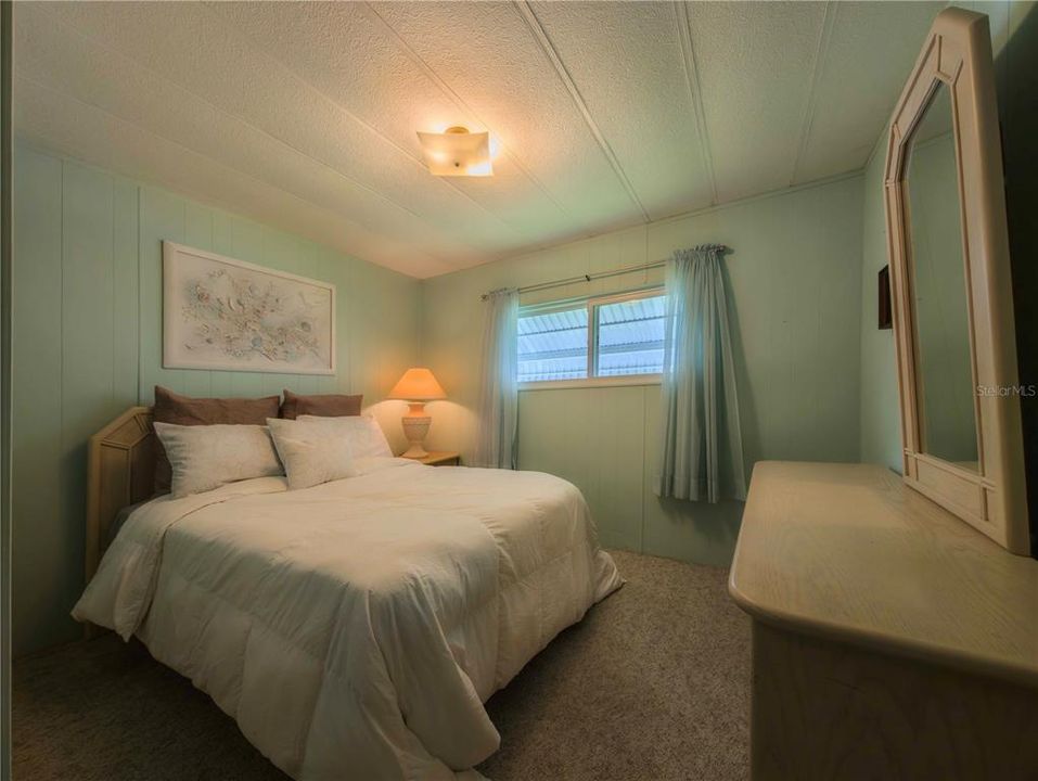 Active With Contract: $127,000 (2 beds, 2 baths, 1089 Square Feet)