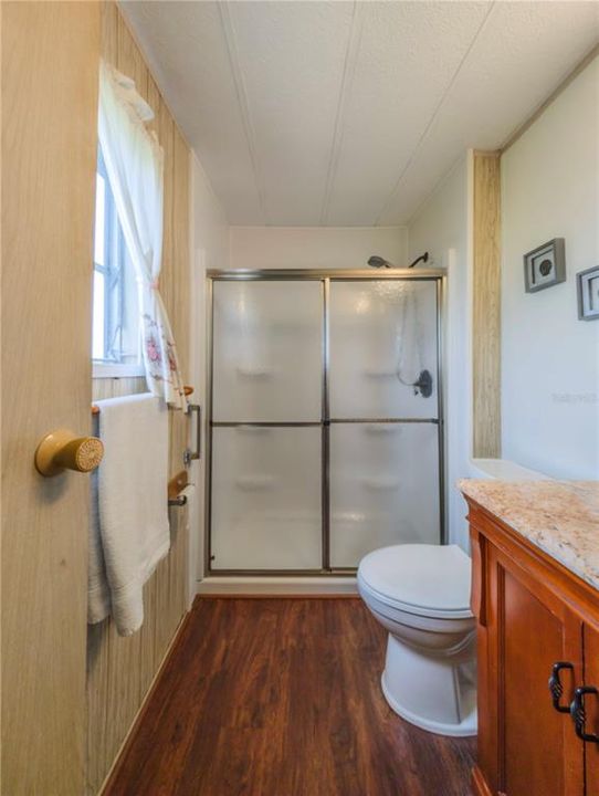 Active With Contract: $127,000 (2 beds, 2 baths, 1089 Square Feet)