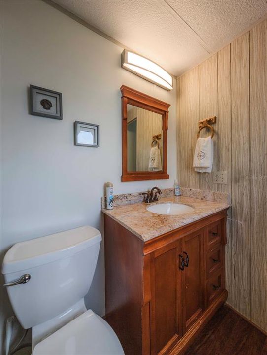 Active With Contract: $127,000 (2 beds, 2 baths, 1089 Square Feet)