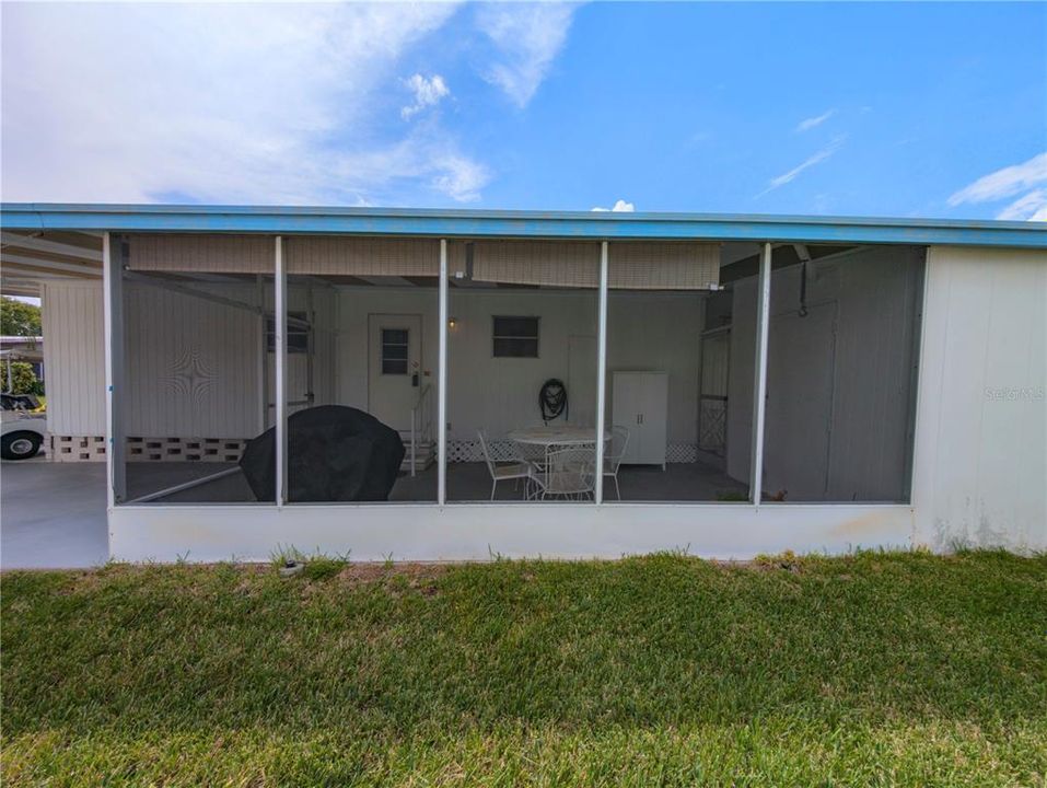 Active With Contract: $127,000 (2 beds, 2 baths, 1089 Square Feet)