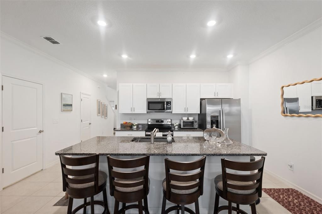 For Sale: $310,000 (3 beds, 2 baths, 1601 Square Feet)