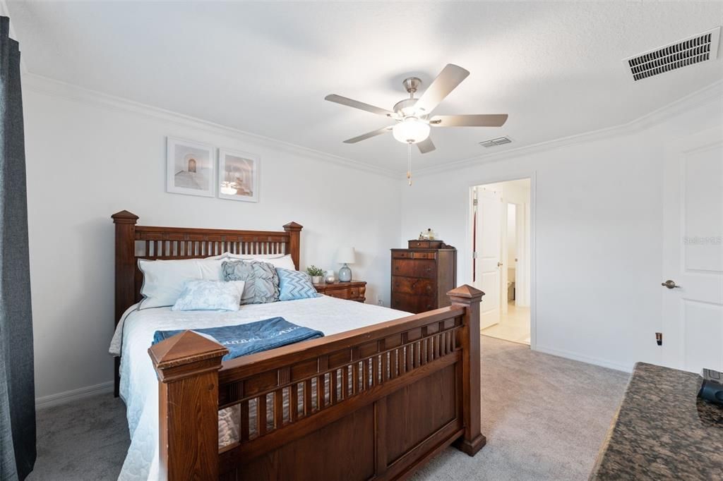 For Sale: $310,000 (3 beds, 2 baths, 1601 Square Feet)